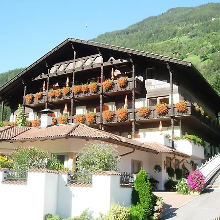 Riederhof 3*
